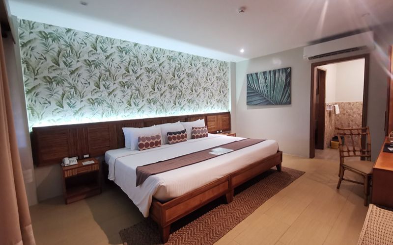 DELUXE GREEN ROOM_BOHOL BEACH CLUB_800X500 (4)