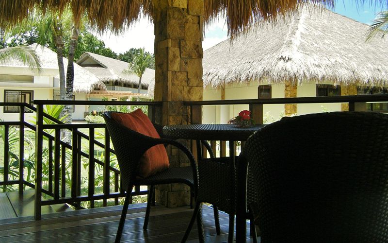 SUITE ROOM_BOHOL BEACH CLUB) 800X500 (4)