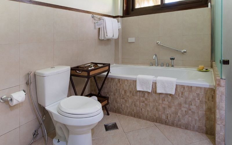 SUITE ROOM_BOHOL BEACH CLUB) 800X500 (6)