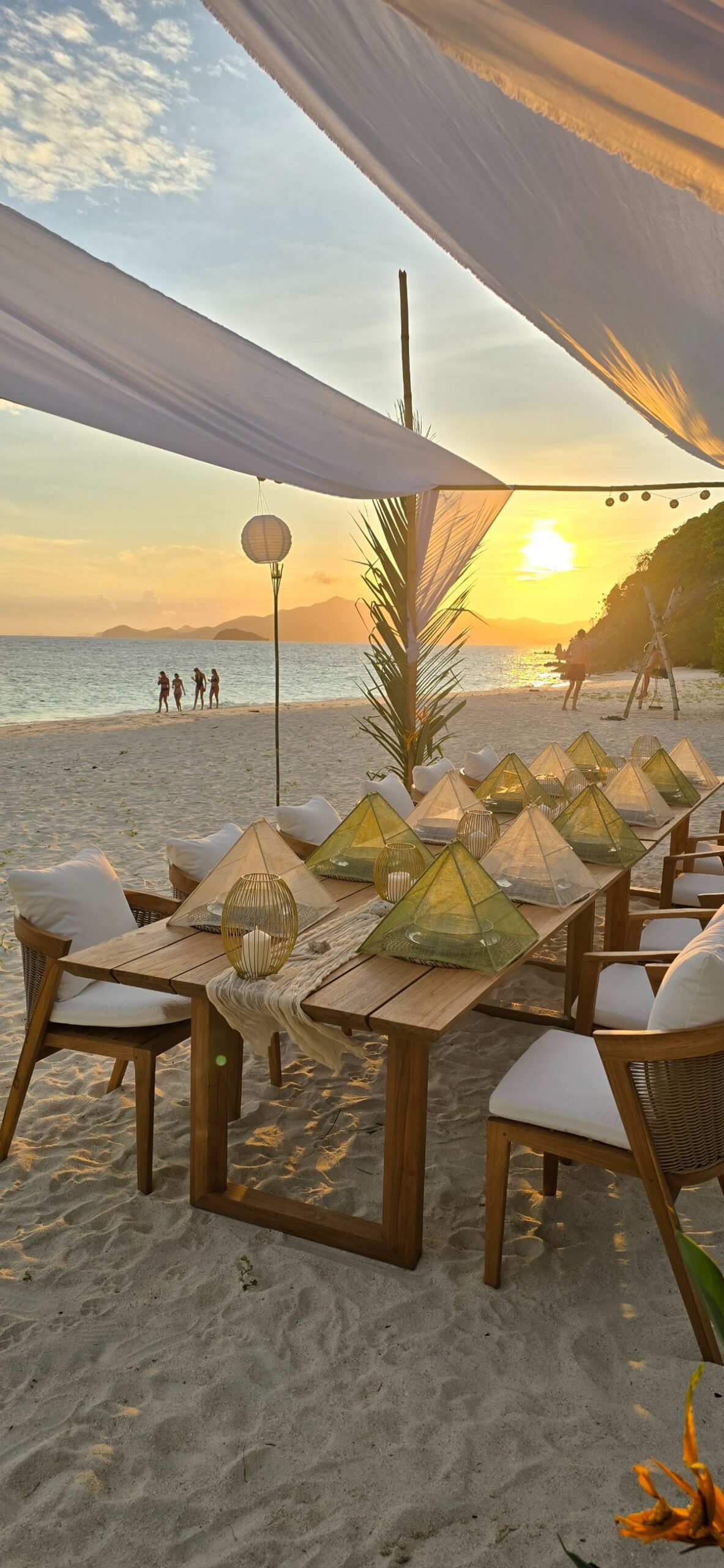 Malcapuya Island Set Up (11)